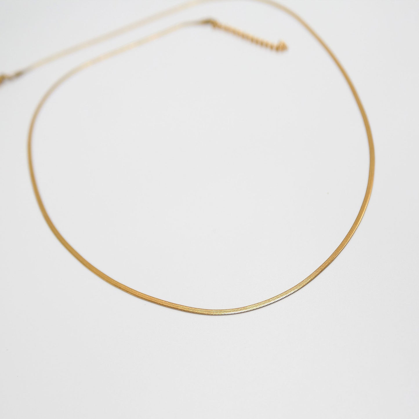 Herringbone Necklace 2 mm gold - Water/Tarnish Resistant