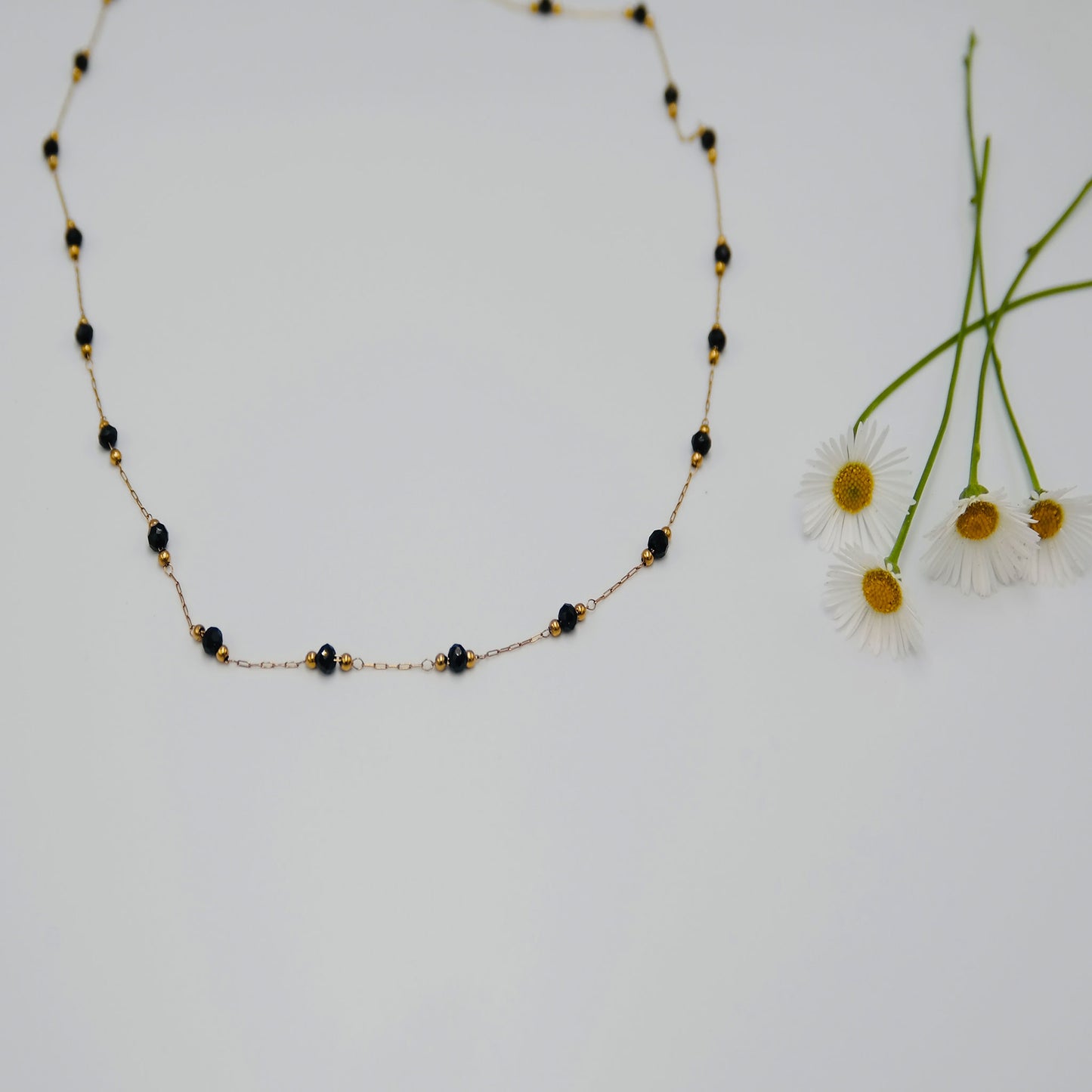 Minimalistic Natural Black Beaded Perfume Chain