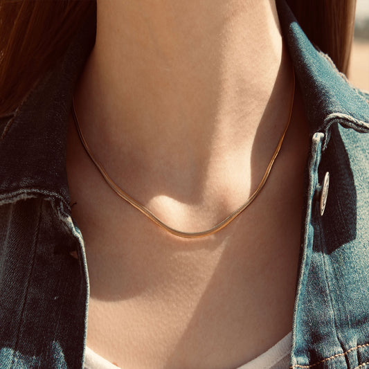 Herringbone Necklace 2 mm gold - Water/Tarnish Resistant